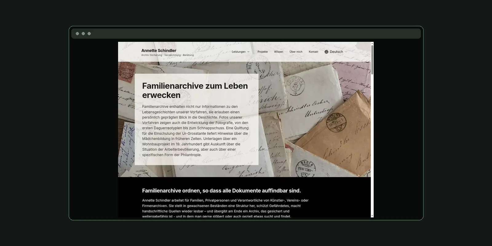 Refonte du site d'Annette Schindler : vue encadrée de la page d'accueil en allemand de son nouveau site Squarespace.